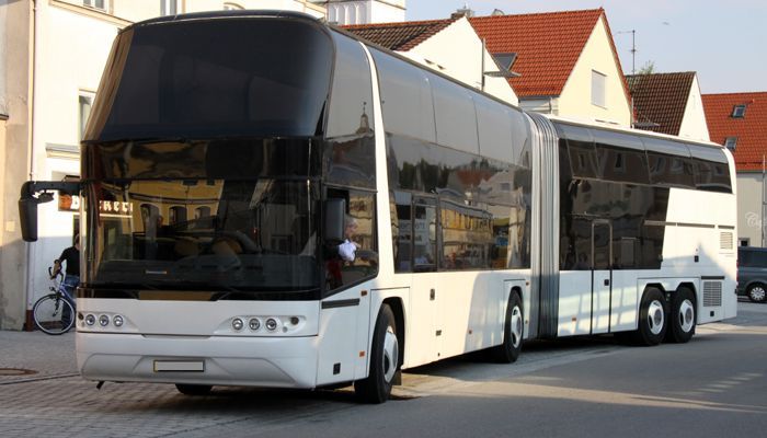 Не пугайтесь, на этом автобусе мы не поедем :) Не пугайтесь, на этом автобусе мы не поедем :)