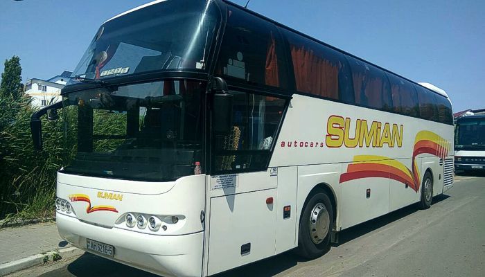 Neoplan N1116 - это наш автобус на стоянке Neoplan N1116 - это наш автобус на стоянке