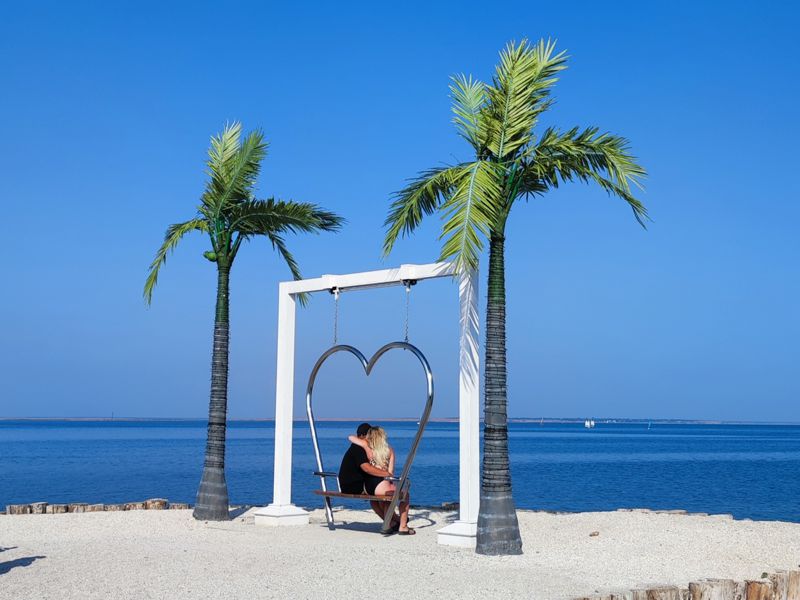 В Ейске множество зон отдыха и фотозон с видом на море В Ейске множество зон отдыха и фотозон с видом на море
