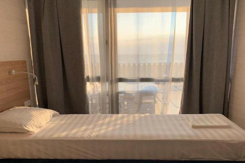 В Должанской - новая усадьба на косе Должанской